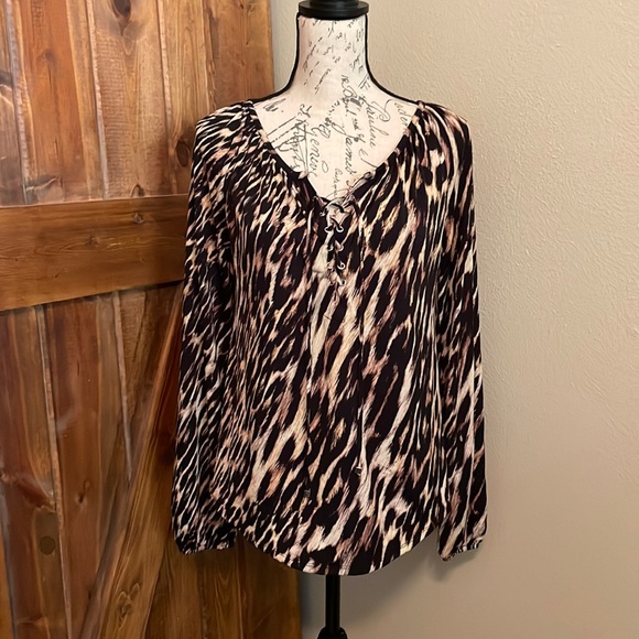 Leopard Print Blouse - Picture 1 of 11